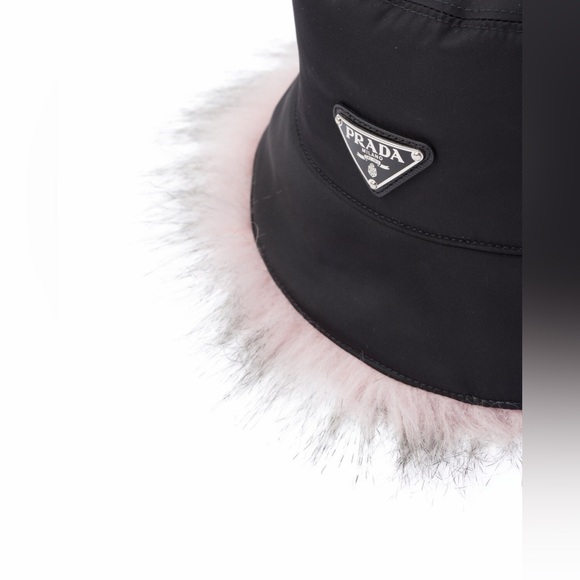 NWT Prada Re-Nylon Faux-Fur Trim Bucket Hat in Black and Pink - Picture 5 of 9